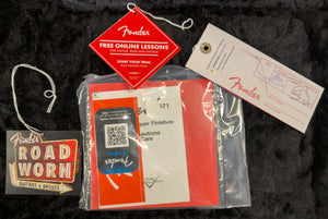 Fender Vintera II Road Worn '60s Precision Bass Rosewood Fingerboard Charcoal Frost Metallic (254)