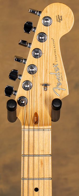 2017 Fender American Professional Stratocaster Olympic White Maple