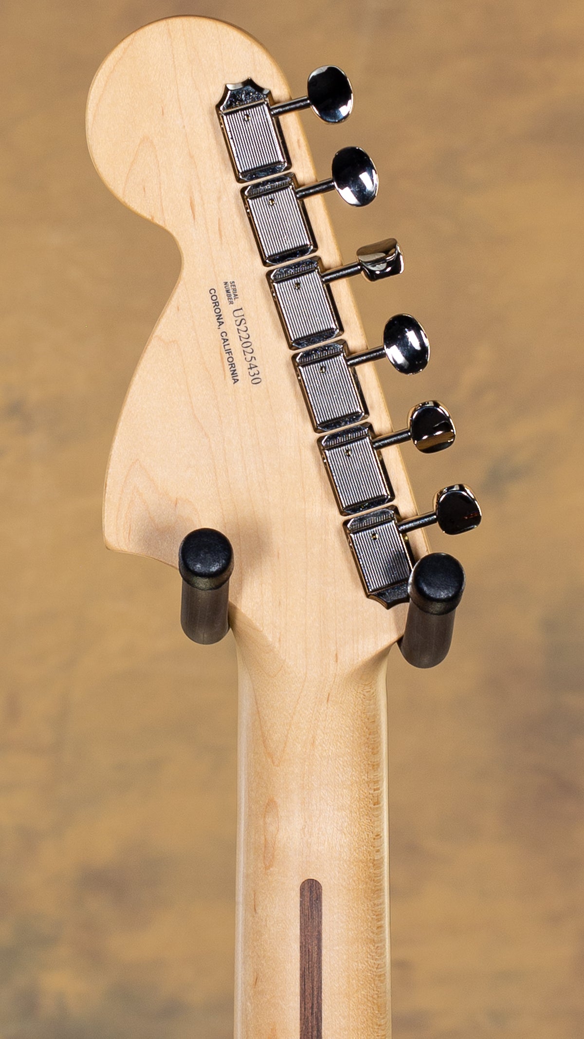 2022 Fender American Performer Stratocaster Rosewood Fingerboard Honey Burst