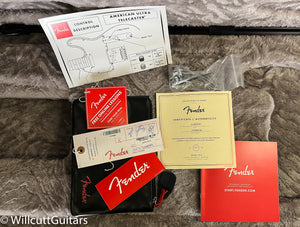 Fender American Ultra Telecaster Rosewood Fingerboard Arctic Pearl (135)
