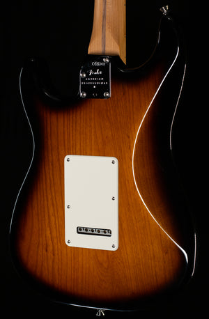 Fender American Professional II Stratocaster Roasted Maple Neck 2 Color Sunburst (016)