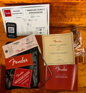 Fender American Ultra Luxe Vintage '60s Stratocaster Rosewood Fingerboard Ice Blue Metallic (752)