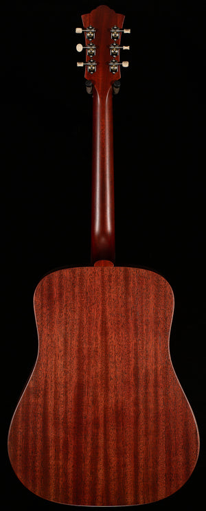 Guild D-20 Natural (032)