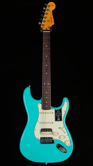 Fender American Ultra Luxe Vintage '60s Stratocaster HSS Rosewood Fingerboard Sea Foam Green (844)