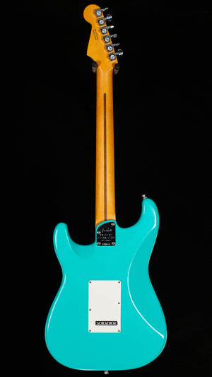 Fender American Ultra Luxe Vintage '60s Stratocaster HSS Rosewood Fingerboard Sea Foam Green (844)
