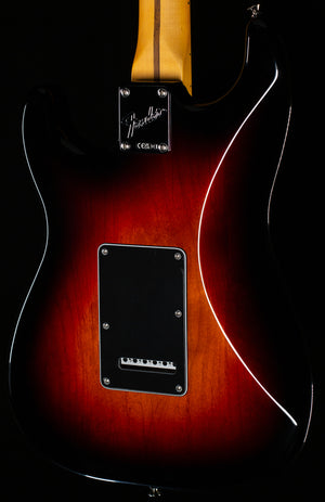Fender American Professional Classic Stratocaster Maple Fingerboard 3-Color Sunburst (908)