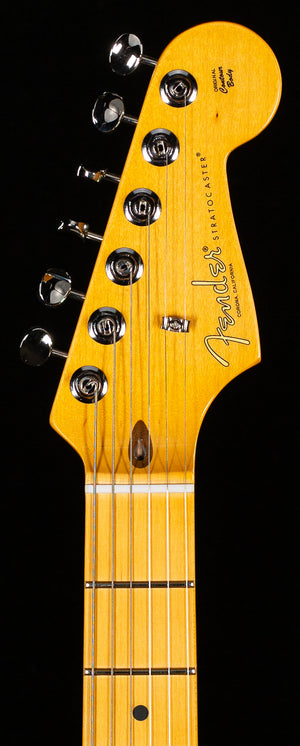 Fender American Professional Classic Stratocaster Maple Fingerboard 3-Color Sunburst (908)