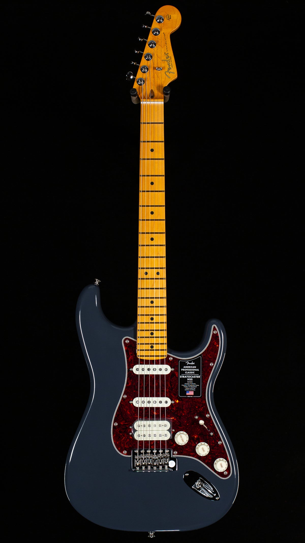 Fender American Professional Classic Stratocaster HSS Maple Fingerboard Faded Black (822)