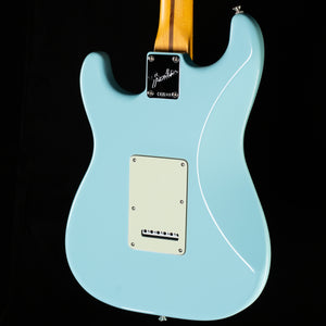 Fender Limited Edition American Professional Classic Stratocaster Fender Silent System, Daphne Blue (167)