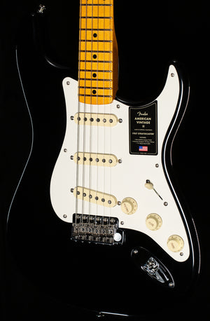 Fender American Vintage II 1957 Stratocaster Maple Fingerboard Black (777)