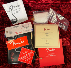 Fender Limited Edition American Vintage II 1957 Stratocaster Flame Maple Fingerboard White Blonde (835)