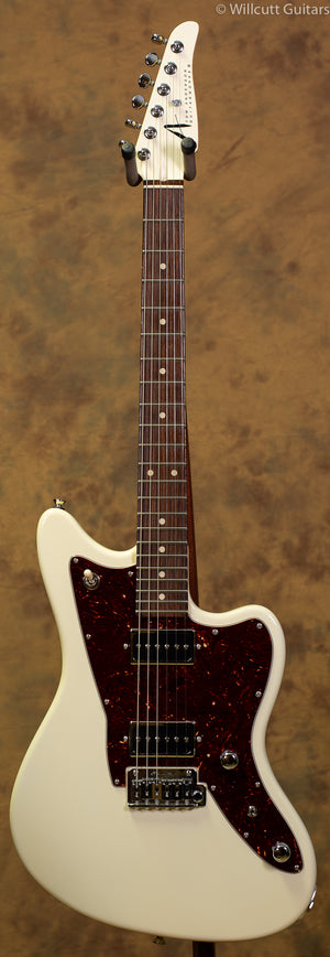 Tom Anderson Raven White USED