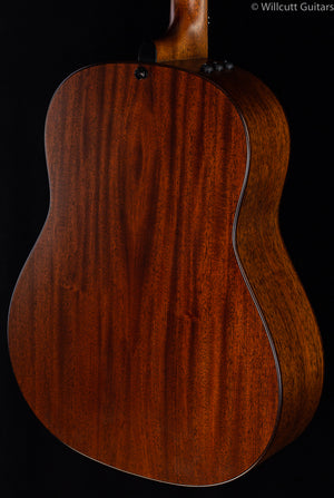 Taylor 517E Builders Edition V-Class Wild Honey Burst