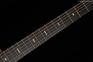 Taylor 517E Builders Edition V-Class Wild Honey Burst