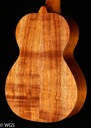 Kamaka Standard HF-2 Concert Ukulele w/Case