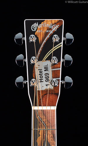 Martin Custom Shop 00-14 "Dark Desert Highway" (853)
