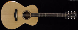 Taylor Academy 12 E Acoustic w/ Gig Bag