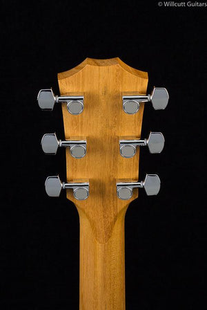 Taylor Academy 12 E Acoustic w/ Gig Bag