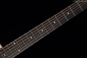 Taylor 214ce Deluxe