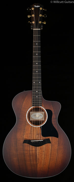 Taylor LTD 224ce-K Deluxe Satin