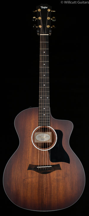 Taylor LTD 224ce-K Deluxe Satin