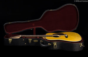 Martin D-28 Bigsby