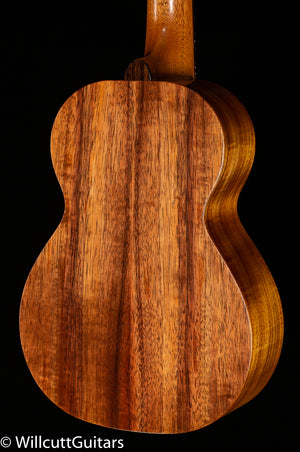 Kamaka HF-2 Concert with Case (092)