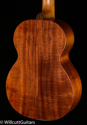 Kamaka HF-3 Ukulele Tenor with Case (095)