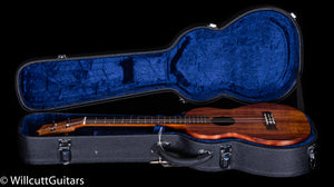 Kamaka HF-4 Baritone Ukulele with Case (096)