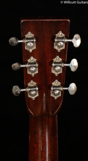 Martin D-28 Authentic 1937 Aged