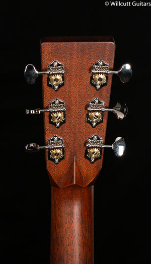 Martin HD-28 Sunburst
