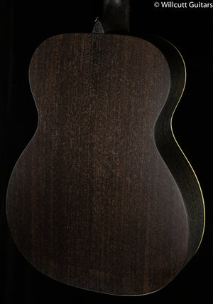 Martin 000-17E Black Smoke