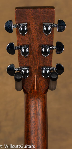 Martin Custom Shop Herringbone Dreadnought 28 Style VTS Adirondack Top