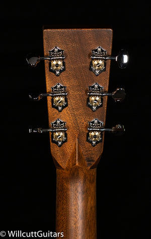 Martin Custom Shop 000 28 Style Highly Figured Koa