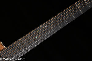 Martin Custom Shop 000 28 Style Highly Figured Koa