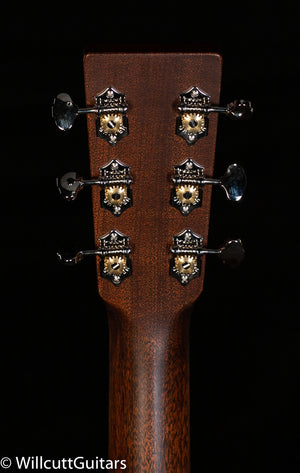 Martin Custom Shop OM 12-Fret Sinker Mahogany Adirondack VTS