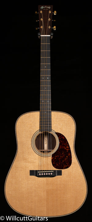 Martin D-28E Modern Deluxe (161)
