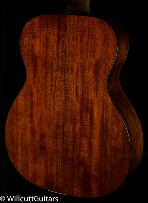 Martin 000-18