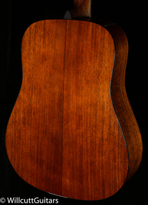 Martin D-18