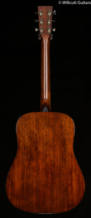 Martin D-18 Ambertone