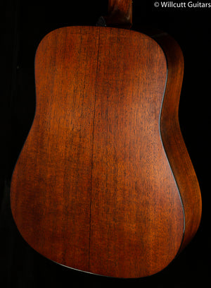Martin D-18 Authentic 1939 VTS Aged (564)