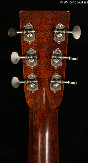 Martin Custom Shop Expert D-28 Authentic 1937 Stage 1 Aging Ambertone