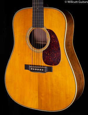 Martin D-28 Authentic 1937 Aged (026)