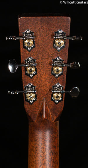 Martin HD-28 (812)