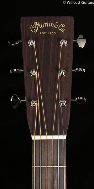 Martin HD-28 (590)