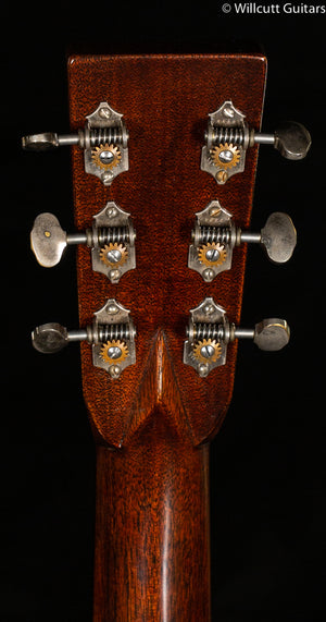 Martin Custom Shop Expert 000-28 Authentic 1937 Stage 1 Aging Ambertone (486)