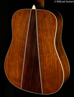 Martin Custom Super D Sitka/Guatemalan Rosewood (708)
