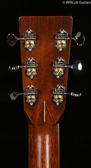Martin Custom Super D Sitka/Guatemalan Rosewood (708)