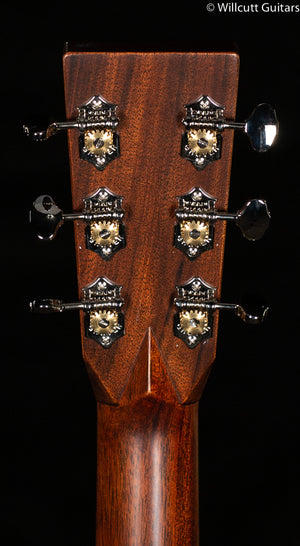Martin HD-28 2024 Spec (584)