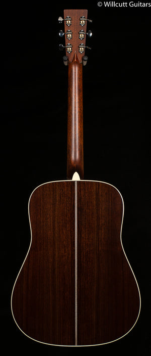 Martin HD-28 (335)